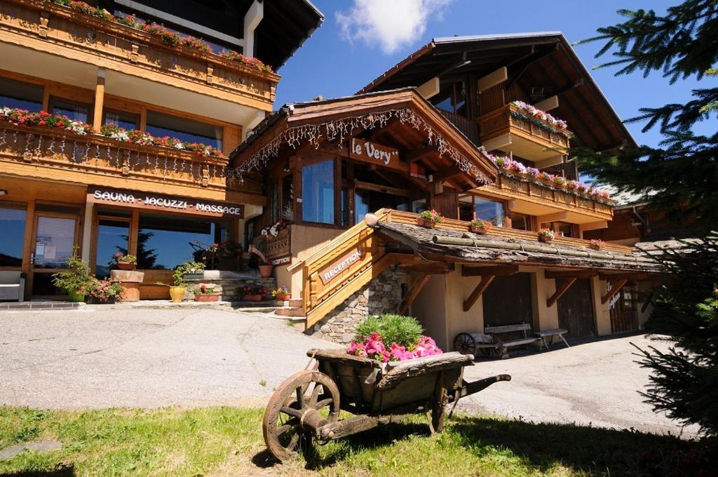 Hotel Le Very Les Saisies Esterno foto